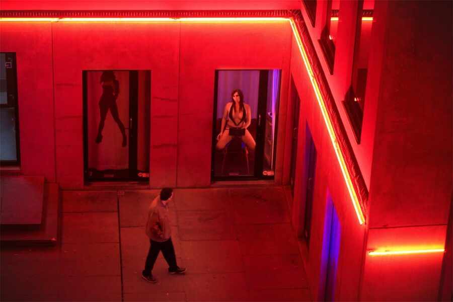 Квартал красных фонарей: 11 самых известных улиц мира "для в
