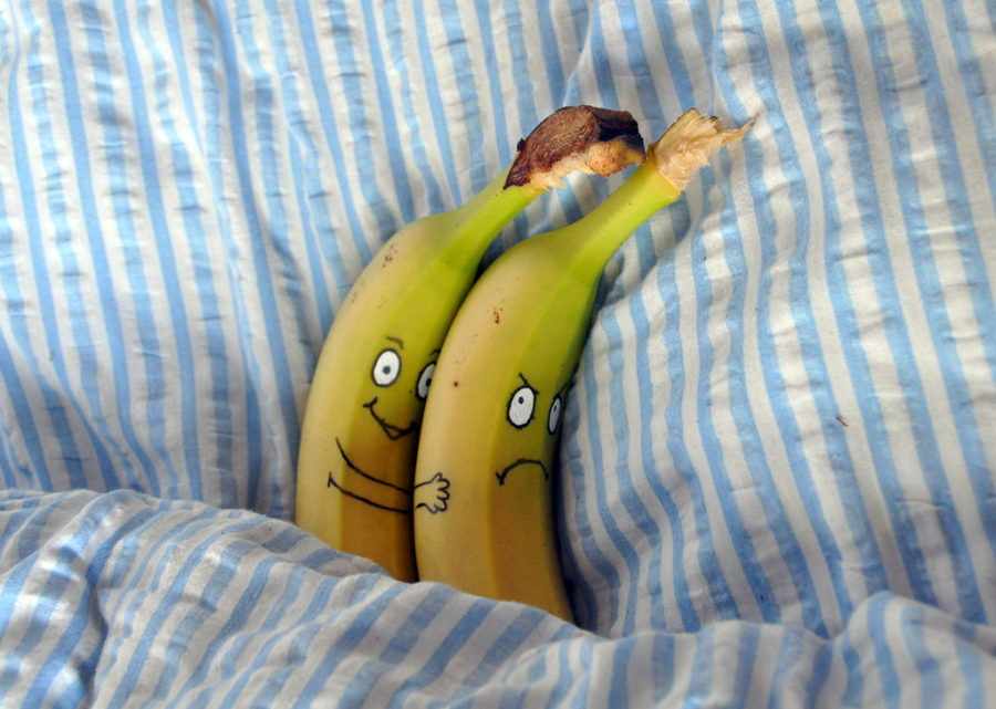 бананы в кровати