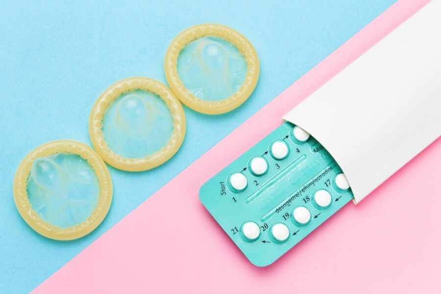 таблетки и презервативы